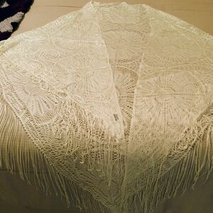 Elegant White Lace Shawl with Fringe